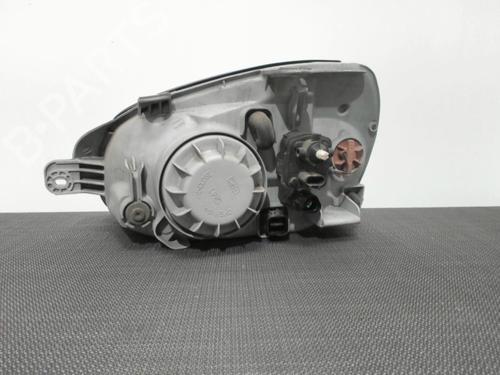 Right headlight HYUNDAI SANTA FÉ I (SM) 2.0 CRDi 4x4 | BP28394488C29 