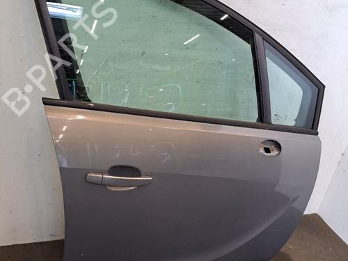 Used Right front door Right front door OPEL MERIVA B MPV (S10) 1.4 (75) (120 hp) 35811252 35811252