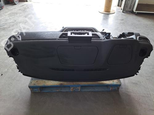 Used Dashboard Dashboard 38033877 38033877