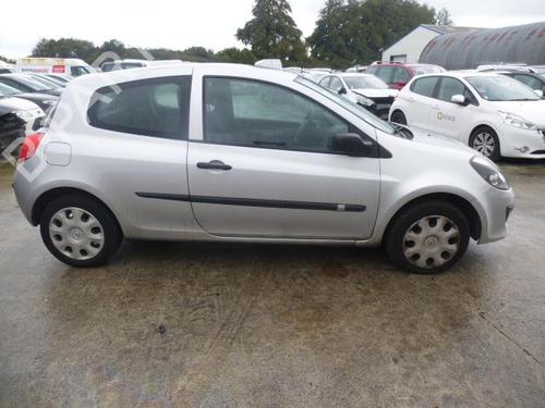 Used Parts RENAULT CLIO III Hatchback Van (SB_, SR_) 3950261