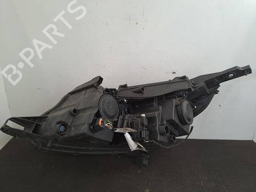 Right headlight PEUGEOT 2008 I (CU_) 1.2 PureTech 82 | BP29639418C29 