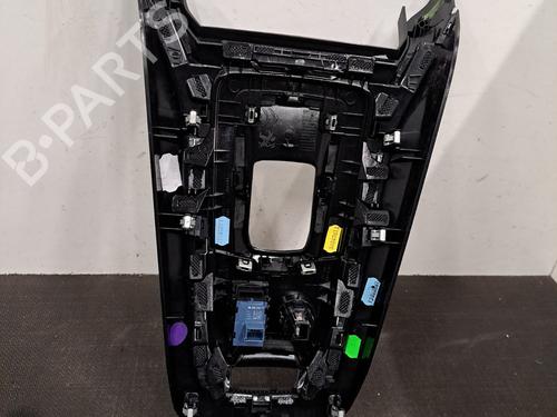 Used Middle console Middle console PEUGEOT 308 II (LB_, LP_, LW_, LH_, L3_) 1.2 THP 130 (131 hp) 28392463 28392463