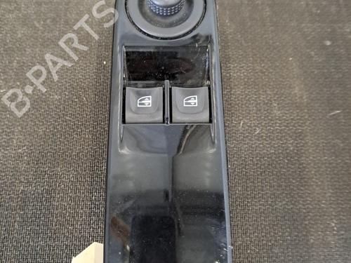 Interrupteur de vitre avant gauche RENAULT CLIO IV (BH_) 1.5 dCi 75 (75 hp) 28389293