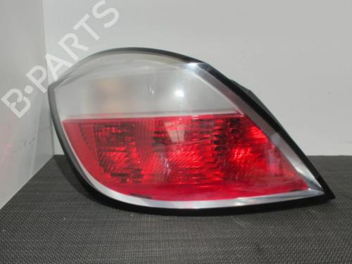 Achterlicht links OPEL ASTRA H (A04) 1.6 (L48) (105 hp) 28399850