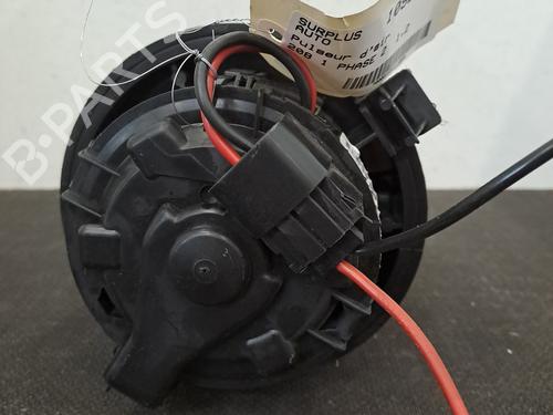 Heater blower motor PEUGEOT 208 I (CA_, CC_) 1.2 VTI 82 | BP28403156M62