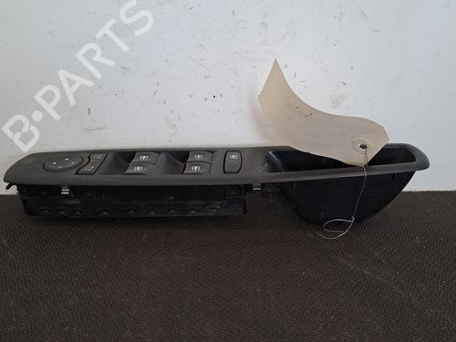 Used Left front window switch Left front window switch RENAULT MEGANE III Grandtour (KZ0/1) 1.5 dCi (KZ09, KZ0D, KZ1G, KZ29, KZ14, KZ1W, KZ10, KZ1F,... (110 hp) 28401044 28401044