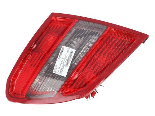 Used Left taillight MERCEDES-BENZ C-CLASS T-Model (S204) C 200 CDI (204.207) (136 hp) 32864085