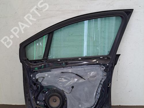 right-front-door-opel-meriva-b-mpv-s10-2010-2011-2012-2013-2014-2015-2016-2017-36674042 main image