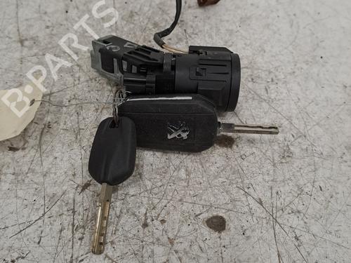 Used Ignition barrel PEUGEOT 308 SW II (LC_, LJ_, LR_, LX_, L4_) 1.6 BlueHDi 120 (120 hp) 28403921