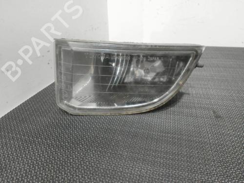 Feu de brouillard avant gauche TOYOTA RAV 4 II (_A2_) 2.0 D 4WD (CLA20_, CLA21_, CLA20R, CLA21R) (116 hp) 28394173