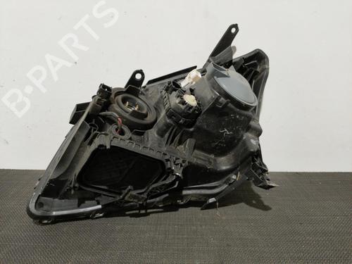 Right headlight TOYOTA AVENSIS Estate (_T25_) 2.0 D-4D (ADT250_, ADT250R) | BP28405069C29