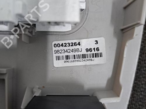 interior-roof-light-peugeot-expert-van-v_-2016-28398467 main image