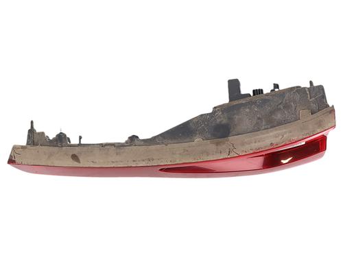 right-tailgate-light-renault-megane-iv-hatchback-b9amn_-2015-39991518 main image