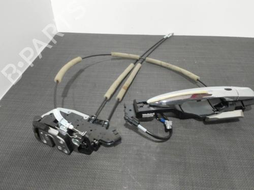 front-right-lock-nissan-leaf-ze1-2017-28410787 main image