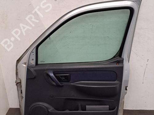 Used Right front door Right front door CITROËN BERLINGO / BERLINGO FIRST MPV (MF_, GJK_, GFK_) 2.0 HDI 90 (MFRHY) (90 hp) 33995571 33995571