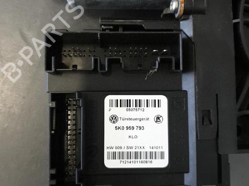 Left front window motor VW GOLF VI (5K1) 1.4 | BP28391503E21 - Image 3