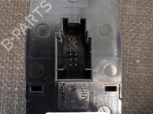 Used Left front window switch Left front window switch BMW 1 (F21) 114 d (95 hp) 28391543 28391543