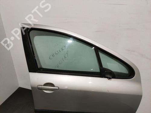Puerta delantera derecha PEUGEOT 307 (3A/C) 1.6 HDi (90 hp) 28410473