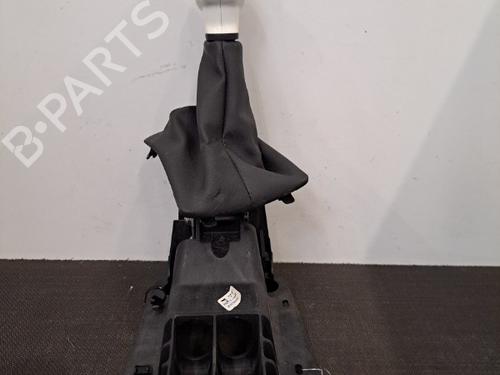 Used Gear lever PEUGEOT 208 I (CA_, CC_) 1.4 HDi (68 hp) 28392947
