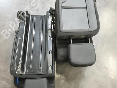 Used Right front seat Right front seat CITROËN BERLINGO Box Body/MPV (B9) 1.6 HDi / BlueHDi 75 (75 hp) 28402823 28402823