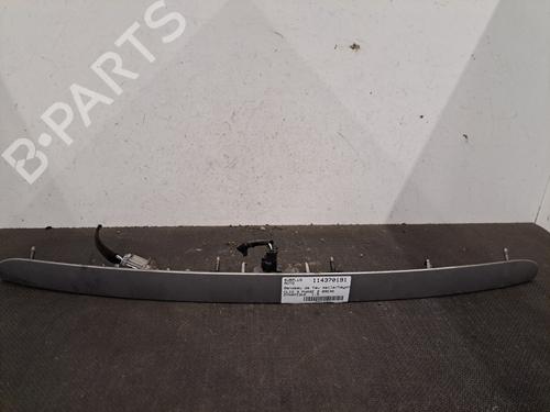 Used Rear center light RENAULT CLIO III Grandtour (KR0/1_) 1.5 dCi (KR0F) (86 hp) 30751161