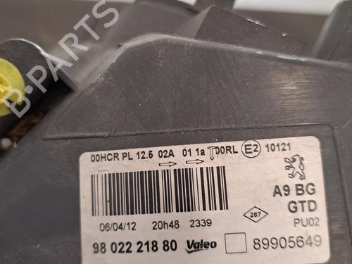 Left headlight PEUGEOT 208 I (CA_, CC_) 1.4 HDi | BP30457520C28