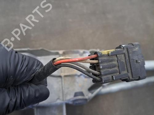 Used Front wiper motor PEUGEOT 807 (EB_) 2.0 HDi (107 hp) 28408418