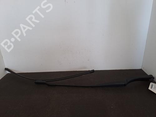 Used Front windshield wiper arm Front windshield wiper arm RENAULT TRAFIC III Van (FG_) 2.0 dCi 145 (FGML) (145 hp) 28401029 28401029