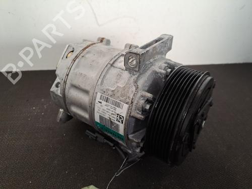 Used AC compressor AC compressor RENAULT TRAFIC III Bus (JG_) [2014-2026] 28395983 28395983