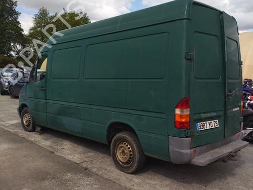 Used Parts MERCEDES-BENZ SPRINTER 2-t Van (B901, B902) 210 D (901.461, 901.462, 902.461, 902.462) (102 hp) 3950570