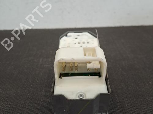 Used Left front window switch Left front window switch TOYOTA YARIS (_P9_) 1.3 VVT-i (SCP90_, SCP90R) (87 hp) 28403224 28403224