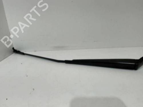 Used Front windshield wiper arm PEUGEOT 407 Coupe (6C_) 2.7 HDi (204 hp) 28400025