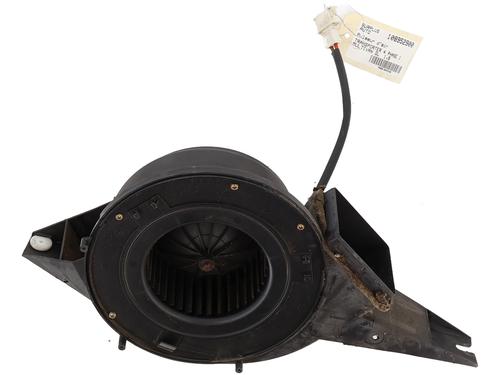 Used Heater blower motor Heater blower motor VW TRANSPORTER T4 Bus (70B, 70C, 7DB, 7DK, 70J, 70K, 7DC, 7DJ) 1.9 TD (68 hp) 31949552 31949552