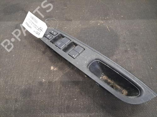 Used Left front window switch Left front window switch NISSAN NOTE (E11, NE11) [2005-2013] 28395930 28395930