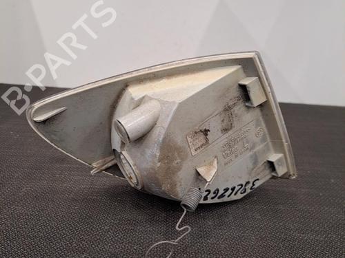 Used Left front indicator MERCEDES-BENZ VITO Van (W638) 112 CDI 2.2 (638.094) (122 hp) 28391537