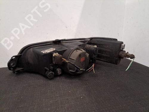 Højre forlygte PEUGEOT 306 Hatchback (7A, 7C, N3, N5) 1.9 D (68 hp) 28401795
