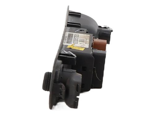 Used Left front window switch Left front window switch RENAULT ESPACE IV (JK0/1_) 2.0 dCi (JK01, JK02, JK1J, JK1K, JK1H) (150 hp) 33047111 33047111