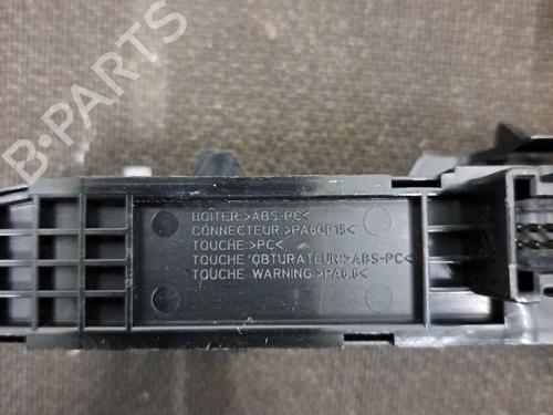 Used Warning switch Warning switch PEUGEOT 308 CC (4B_) 2.0 HDi (163 hp) 28403849 28403849