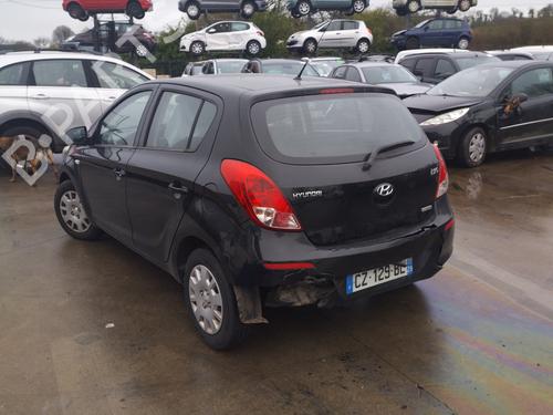 Used Parts HYUNDAI i20 I (PB, PBT)  1.1 CRDi  3950641