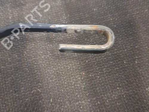 Front windshield wiper arm VOLVO XC90 I (275) D5 AWD | BP28403947C143