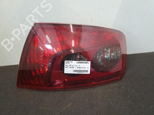 Used Right taillight PEUGEOT 407 (6D_) 2.0 HDi 135 (6DRHRH, 6DRHRE, 6DRHRG, 6DRHRJ) (136 hp) 28408710