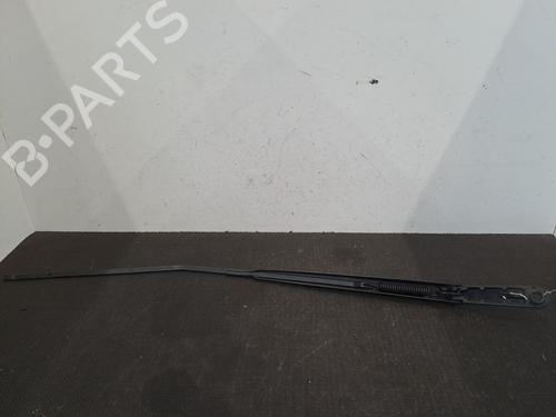 Used Front windshield wiper arm Front windshield wiper arm 29430991 29430991