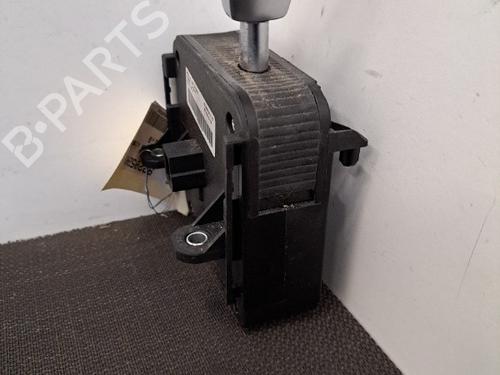 Gear lever CITROËN C4 II (NC_) 1.6 HDi 115 | BP28409659M90 - Image 3