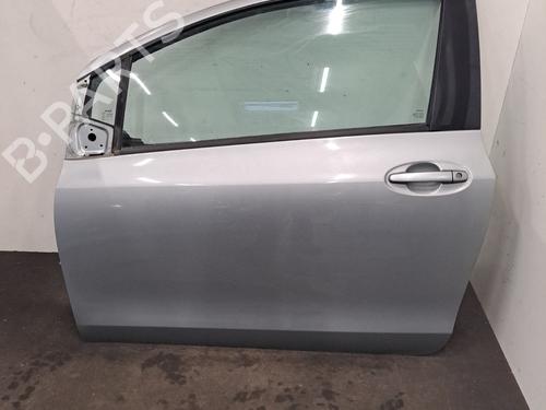 Porta anteriore sinistra TOYOTA YARIS (_P9_) 1.0 VVT-i (KSP90_, KSP90R) (69 hp) 31345365