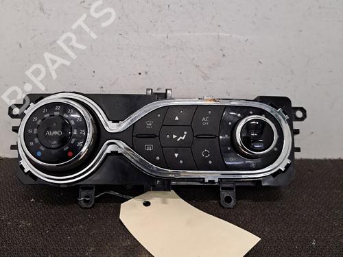 Commande Chauffage RENAULT CLIO IV (BH_) 1.5 dCi 90 (90 hp) 28401421