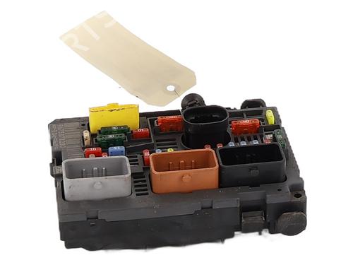 Used Fuse box PEUGEOT 308 I (4A_, 4C_) 1.6 HDi (109 hp) 31095278