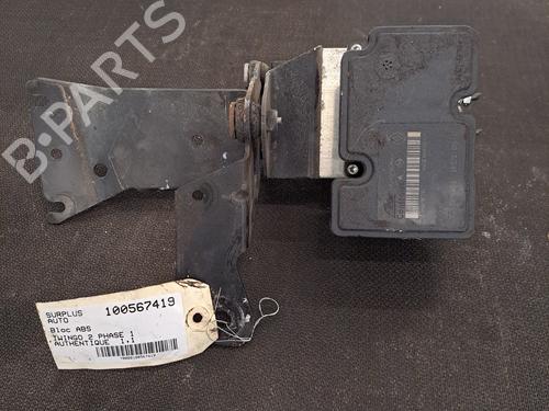 Used ABS pump RENAULT TWINGO II (CN0_) 1.2 16V (CN04, CN0B) (75 hp) 28407140