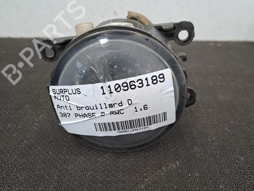 Used Right front fog light PEUGEOT 307 (3A/C) 1.6 16V (109 hp) 28673684