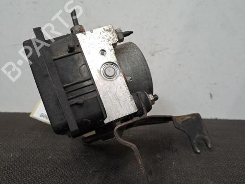 Used ABS pump ABS pump RENAULT CLIO III (BR0/1, CR0/1) 1.2 16V (BR02, BR0J, BR11, CR02, CR0J, CR11) (75 hp) 28393409 28393409