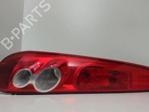 Rückleuchte Links für FORD FIESTA V (JH_, JD_) 1.4 TDCi (68 hp) 28405744